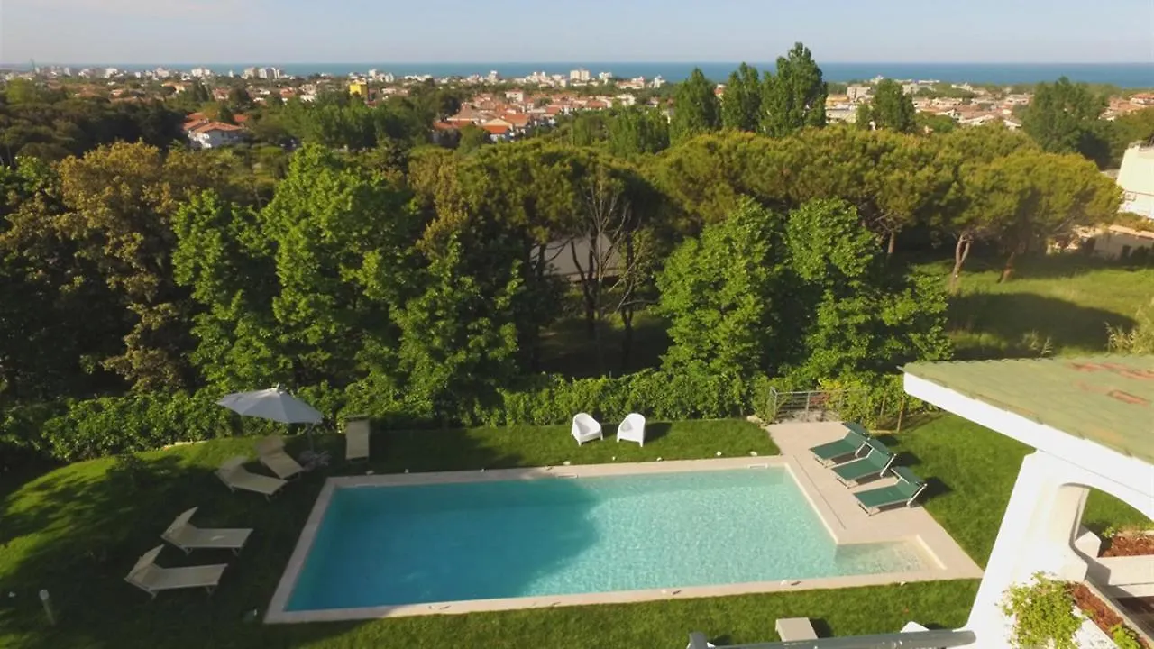 Villa Sarah 102 Emma Villas Riccione 0*,  Italy