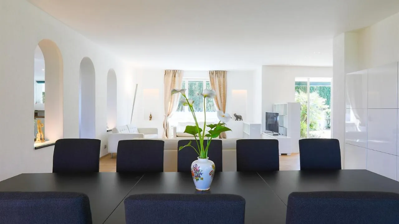 Villa Sarah 102 Emma Villas Riccione Italy