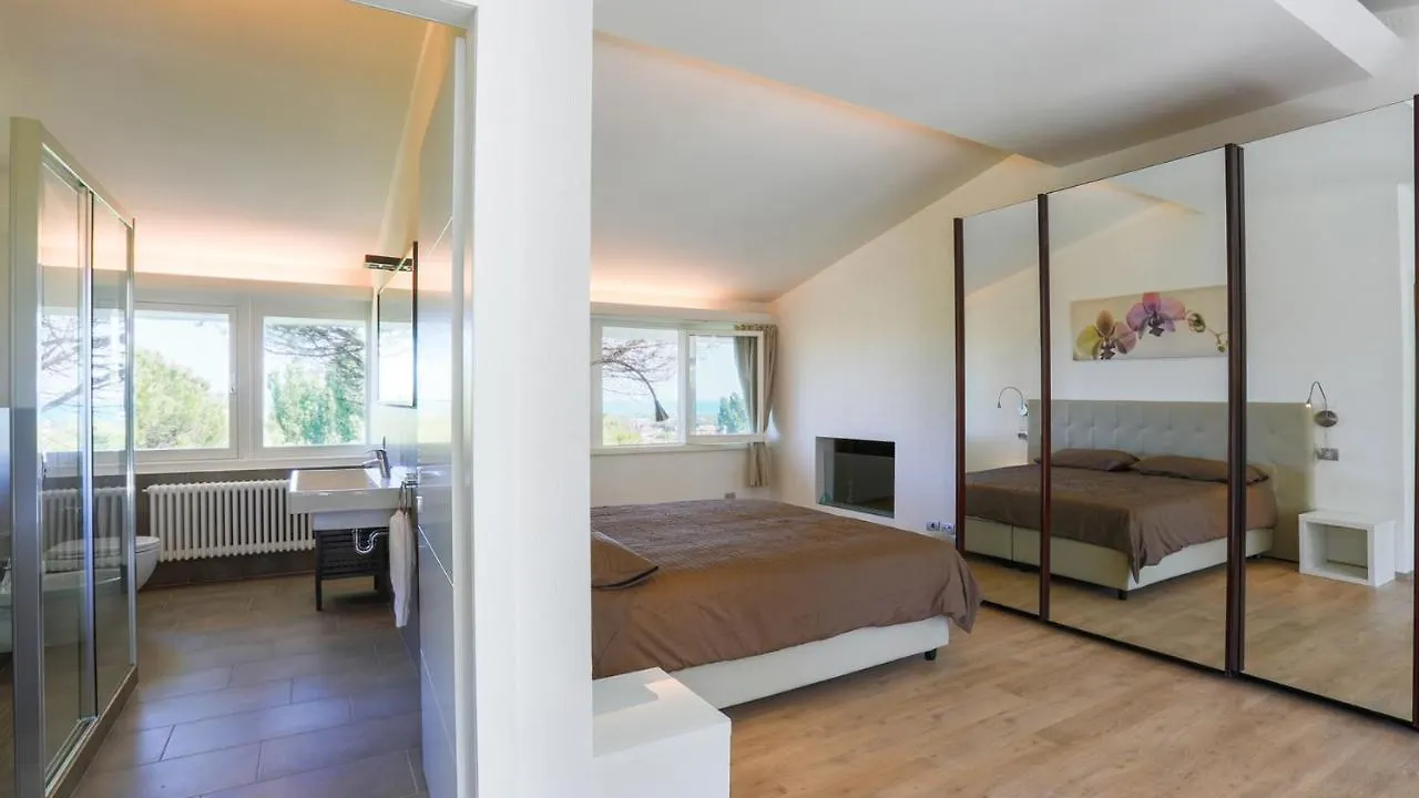 Villa Sarah 102 Emma Villas Riccione Italy